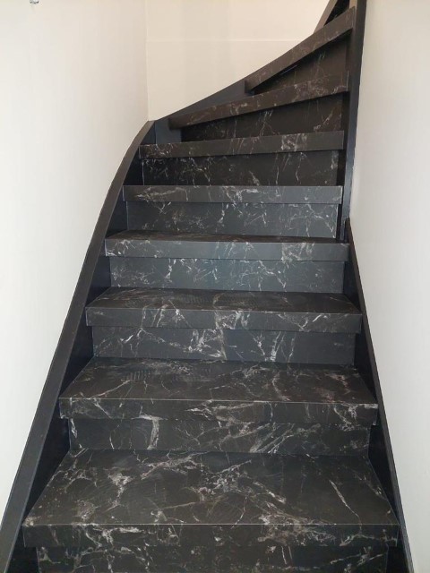 vicstairs-forbo-black-marble-vicstairs-63454--11-klein_20240718151137720
