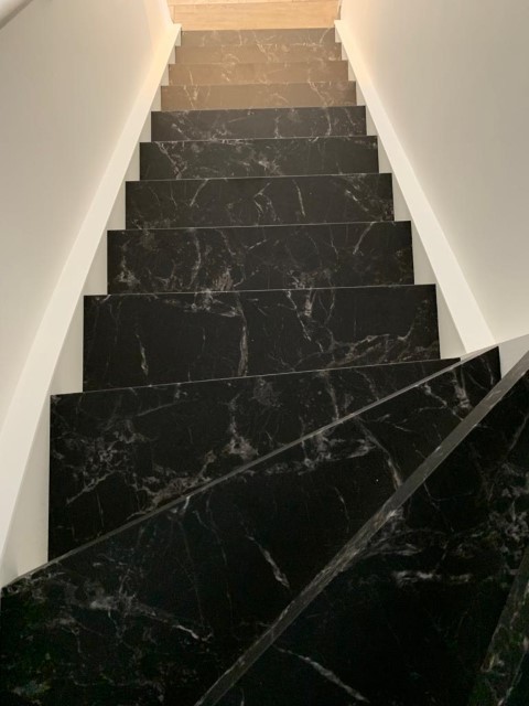 vicstairs-forbo-black-marble-vicstairs-63454--2-klein_20240718151136196